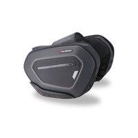 PRO BLAZE H saddlebag set. Black. Honda CBR300R, CB500F, CBR500R.(BOM) (BC.HTA.01.740.36800)